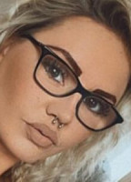 ROXANNE COLLACOTT