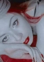 LARISSA MACENA