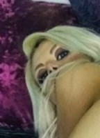 LAURABROOKES_