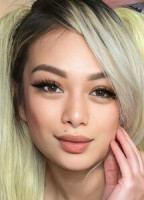 BXMBCHELLE NUDE