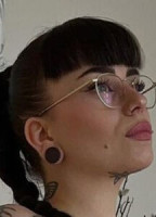 MIEZEKATZ CARO