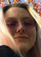 CELEBRITY_HANNAH_MONTANA