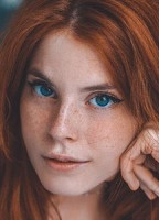 LUCILLA JIGGLY