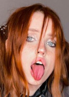 MONASHKA NUDE