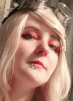 CREAMPUFFBUNNY