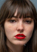 LIZZIE GUNST