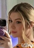 LINDSAY CAPUANO NUDE