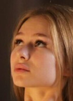 LIZA_MILLS
