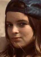 CAMILA BUDNIEWSKI