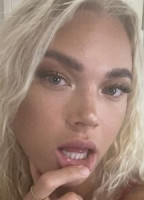 SOPHIA SOMMER