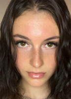 SAHRAMONDLICHT / HIER IST SARAH