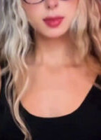 LARI CHIARELLA