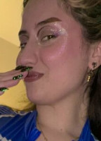 PINKHOLOLADY