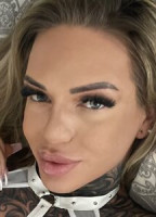 TS-MIADELUXXE TRANSGIRL NUDE