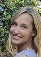 LAURA WOHLERS
