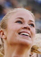 JULIA HENRIKSSON