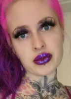 CURVYANNI