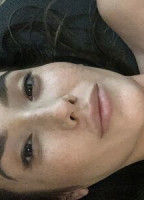 FALLINLOVIA NUDE
