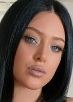 CLAUDIA RIVIERA