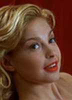 ASHLEY JUDD NUDE