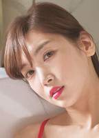 LEE HAEIN LEEZY