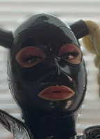 RUBBER_GODDESS21