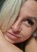 BLONDESTEPHXX
