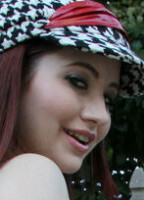 LILY SINCERE