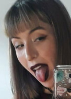 VIOLETAAMANE