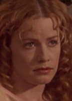 ELISABETH SHUE NUDE