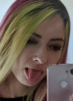 LEENAMOUZ