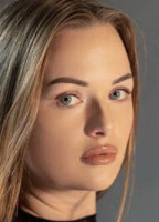 ELENA REBELLE