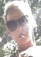 SMOKINGQUEENALINA