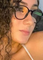 KATHLEEN GOMES
