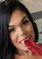 BIANCAPETROVICKYOFICIAL