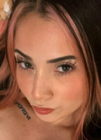 NEZZANIZZLE NUDE