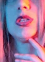 HOLLYGRAPHIXXX