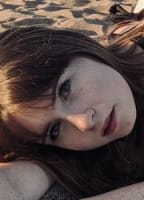 EVIEHASTINGS98