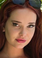 CHLOE FOXXE