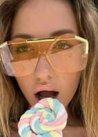 LIZA_APLLE