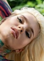 PLAYGIRLCARLI18