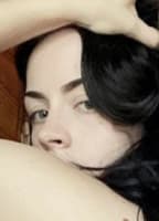 VIVIAN.XO