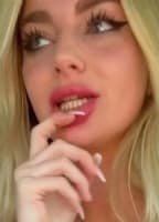 KHLOE NUDE