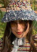 LIZ LEE