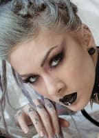 WOMENMETAL