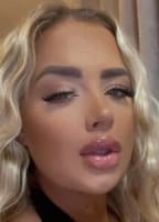 LEONIE TONGUE NUDE