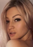 LILLIE ONYX