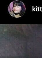 KITTY_LOVES_GIRLS_2