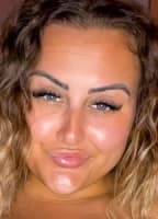 MOLLYJAYNEE