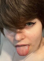 BORN2BESCENE